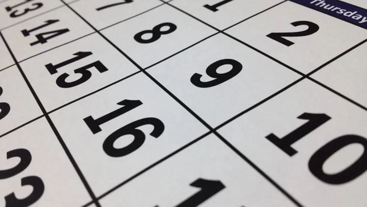 आर्थिक वर्ष 2025-26 साठी कलम 80C (PPF, ELSS, LIC) अंतर्गत तुम्हाला दीड लाख रुपयांपर्यंत सूट हवी असेल तर त्यासाठी गुंतवणूक करण्याची ही शेवटची संधी असेल. तुम्ही न्यू टॅक्स रिजीम हा पर्याय निवडला असेल तर तुम्हाला 80 सी अंतर्गत दीड लाख रुपयांपर्यंत सूट मिळणार नाही. नव्या करप्रणालीअंतर्गत 12 लाखांपर्यंतचे उत्पन्न करमुक्त करण्यात आलेले आहे. 