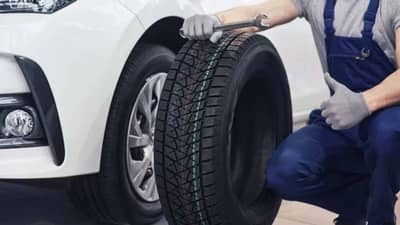 कारचा टायर किती वेग सहन करू शकतो? जाणून घ्या