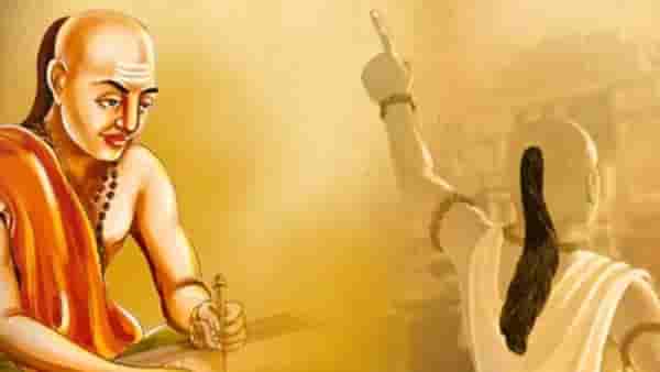 Chanakya Niti : मुलांना यशस्वी झालेलं पाहायचंय? मग चाणक्यांनी सांगितलेल्या या गोष्टी कराच