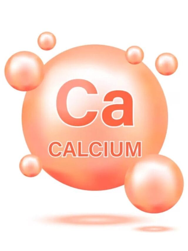 शरीरात कॅल्शियमची कमतरता असल्यास दिसतात ही लक्षणे