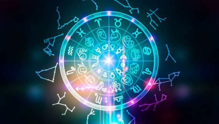 पंचांगानुसार सूर्यदेव येत्या 15 मार्च 2026 रोजी रात्री एक वाजून आठ वाजता मीन राशीत गोचर करणार आहे. सूर्याचे हे परिवर्तन 14 एप्रिल 2026 पर्यंत कायम राहणार आहे. या गोचरमुळे मेष राशीच्या लोकांना मानसिक तणाव वाढण्याची समस्या निर्माण होऊ शकतो. तुमच्या कामात अडचणी येऊ शकतात.