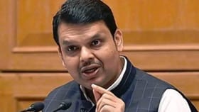 फडणवीसांचं अमित शाहांना पत्र, रोहित पवारांचा उल्लेख; काय केली मागणी?