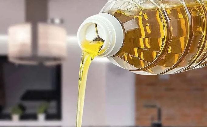 अमेरिका-इस्त्रायल आणि इराण युद्धाचा फटका संपूर्ण जगाला बसत आहे. भारतालाही जवळजवळ प्रत्येक क्षेत्रात या युद्धाची झळ बसली आहे. भारतावर एका प्रकारे मोठे उर्जासंकट निर्माण झाले आहे. असे असतानाच आता नागरिकांना आणखी मोठा धक्का बसला आहे.