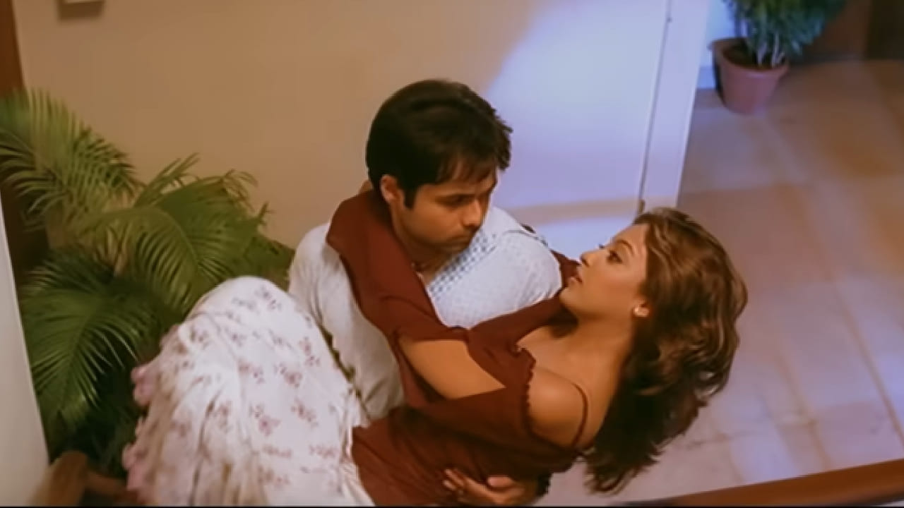 आजही या गाण्याची लोकप्रियता कमी झालेली नाही. T-Series ने हे गाणं यूट्यूबवर अपलोड केल्यानंतर त्याला आतापर्यंत 600 मिलियनहून अधिक व्ह्यूज मिळाले आहेत. त्यामुळे या गाण्याची क्रेझ कायम असल्याचं दिसून येतं.