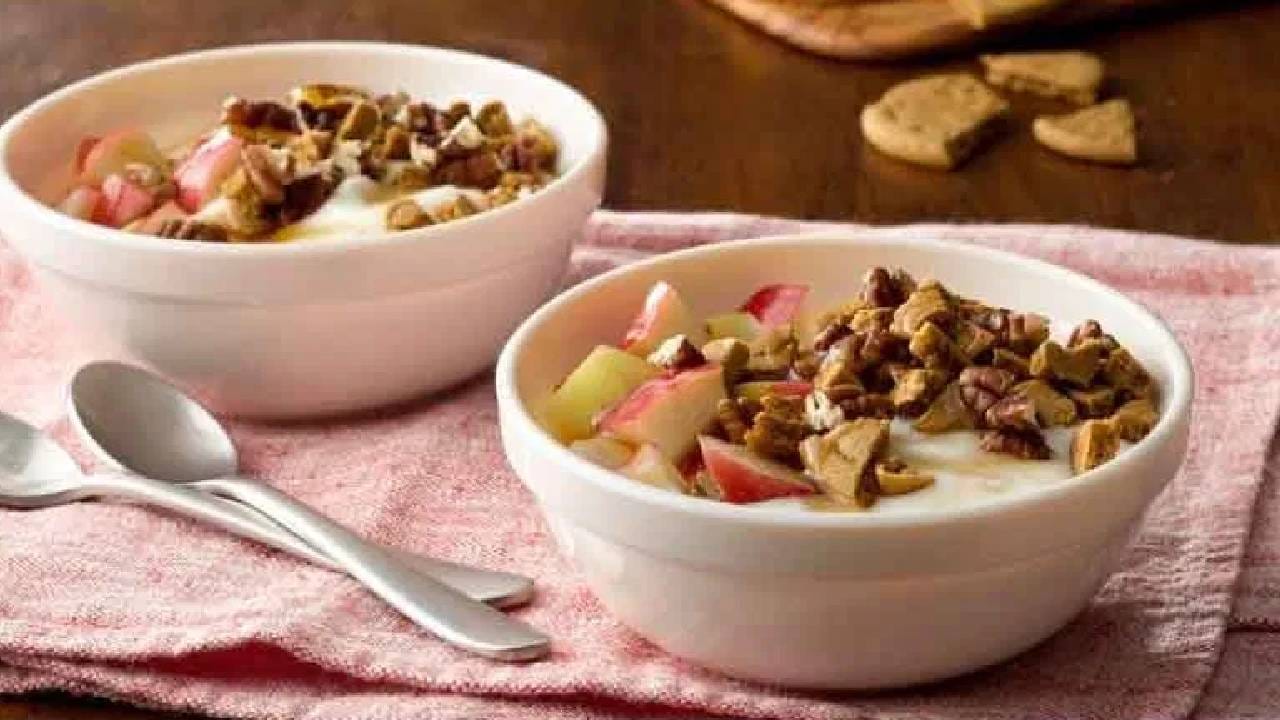 गोड पदार्थांचे सेवन कधी करावेत? जेवणाआधी की जेवणानंतर, जाणून घ्या आयुर्वेद तज्ञांकडून गोड पदार्थांचे सेवन कधी करावेत? जेवणाआधी की जेवणानंतर, जाणून घ्या आयुर्वेद तज्ञांकडून