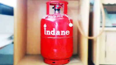 तुम्ही घरात किती गॅस सिलिंडर ठेवू शकता? नियम तोडल्यास 7 वर्षांपर्यंत तुरुंगवास