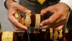 सोनं झालं चंगलंच स्वस्त...एका ग्रॅमचा भाव वाचून चकित व्हाल; जाणून घ्या.