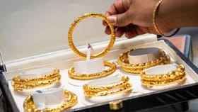 चांगले दिवस आले! सोनं तब्बल 19000 रुपयांनी स्वस्त; 10 ग्रॅमचा भाव.....