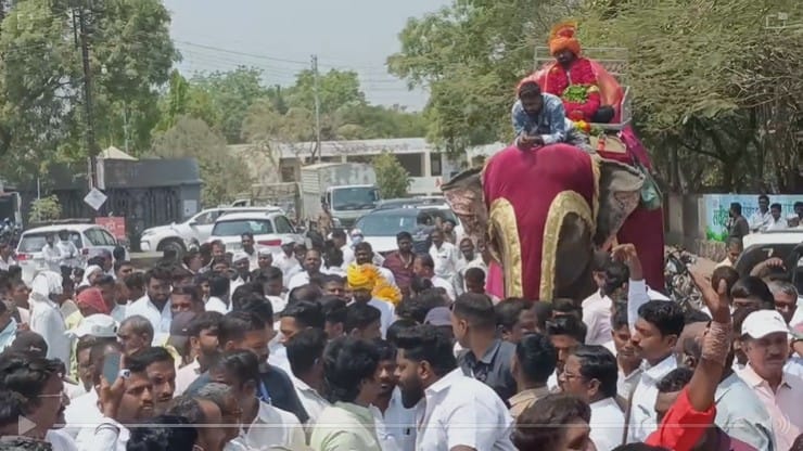 युपीएससीची परिक्षा ही देशातील सर्वात अवघड परीक्षा असते. यंदा महाराष्ट्रातील अनेक विद्यार्थी या परिक्षेत उत्तीर्ण झाले आहेत. 