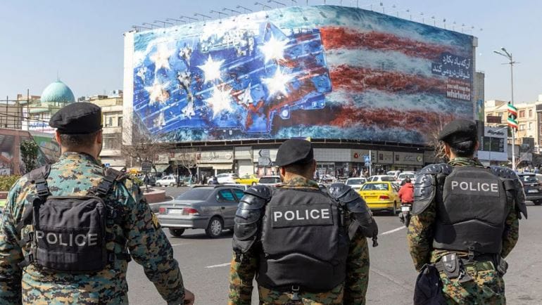 नोपो युनिटकडे आधुनिक शस्त्रे असतात. अयातुल्ला अली खामेनेई यांच्या सुरक्षेचीही जबाबदार नोपो युनिटकडेच होती. नोपो युनिटमधील जवान हे कठोर मनाचे असतात. प्रत्येकालाच या नोपो युनिटमध्ये भरती होता येत नाही. त्यासाठी उंची, फिटनेस, आयक्यू अशा सर्व बाबींचा विचार केला जातो.  