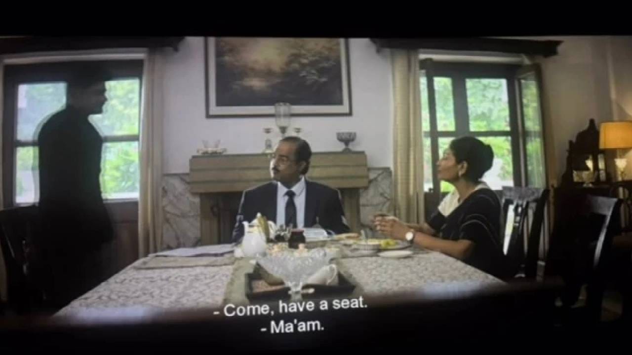 'धुरंधर 2'मध्ये अभिनेत्री जान्हवी बंसलने अजय सन्यालच्या पत्नीची भूमिका साकारली आहे. या चित्रपटात जान्हवीचे फक्त दोनच सीन्स आहेत. तरीसुद्धा त्या दोन सीन्समध्ये तिने आपल्या अभिनयकौशल्याची जबरदस्त छाप सोडली आहे. चाहते तिला थिएटरमधून तिचे क्लिप्स पाठवत असल्याचा खुलासा जान्हवीने केला आहे. 
