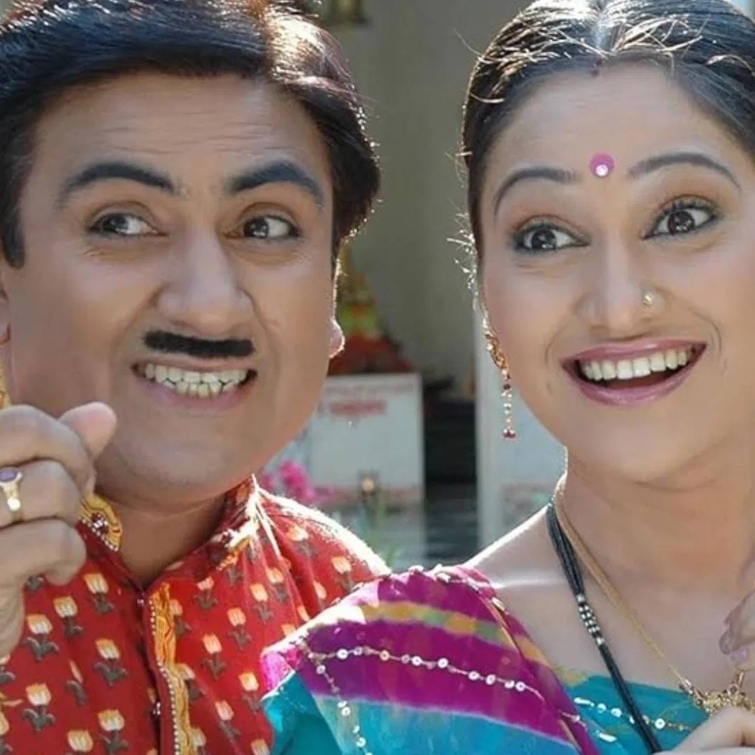 हे फार कमी लोकांना माहितीय धुरंधर मधल्या या स्टार अभिनेत्याने तारक मेहता का उल्टा चश्मा शो मध्ये सुद्धा काम केलय. शो मध्ये त्यांनी तारक मेहताचे बॉस बाबूलालचो रोल प्ले केला होता. त्यांच्या कॉमिक टायमिंगने त्यांनी शो मध्ये सगळ्यांना हसवलं होतं. 