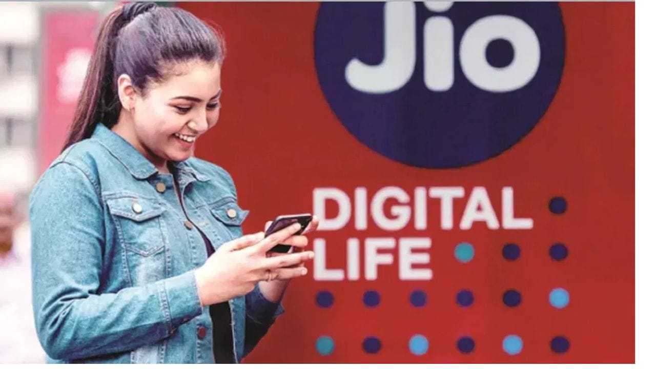 जिओच्या या स्वस्त प्लॅनमध्ये मिळतात 35 हजार100 रुपयांचे गूगल जेमिनी प्रोचे फायदे, जाणून घ्या जिओच्या या स्वस्त प्लॅनमध्ये मिळतात 35 हजार100 रुपयांचे गूगल जेमिनी प्रोचे फायदे, जाणून घ्या