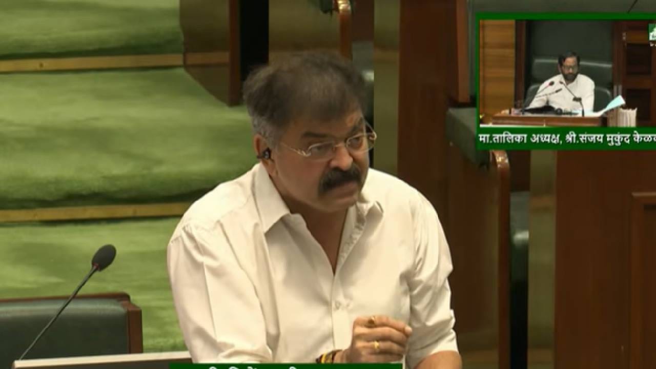 हे धर्मस्वातंत्र्य नव्हे तर...मी स्वाभिमानी हिंदू पण...धर्मांतरविरोधी विधेयकावर बोलताना आव्हाडांनी सरकारला घेरलं! हे धर्मस्वातंत्र्य नव्हे तर...मी स्वाभिमानी हिंदू पण...धर्मांतरविरोधी विधेयकावर बोलताना आव्हाडांनी सरकारला घेरलं!