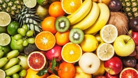 रस नाही तर फळ खाण्याचा डॉक्टर का देतात सल्ला? जाणून घ्या काय आहे कारण.