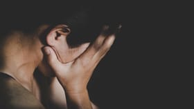 आधी रिक्षातून पाठलाग, नंतर पोलिसांची धमकी अन् मग... कल्याणमध्ये.