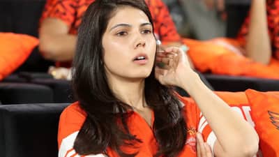 Kavya Maran : पाकिस्तानी खेळाडूवर डाव लावणं काव्या मारनला पडलं महागात ! सनरायजर्सला बसला मोठा झटका