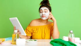 नॅच्युरल फेसपॅक, काळंवडलेली त्वचा दुसऱ्या दिवशी दिसेल फ्रेश.