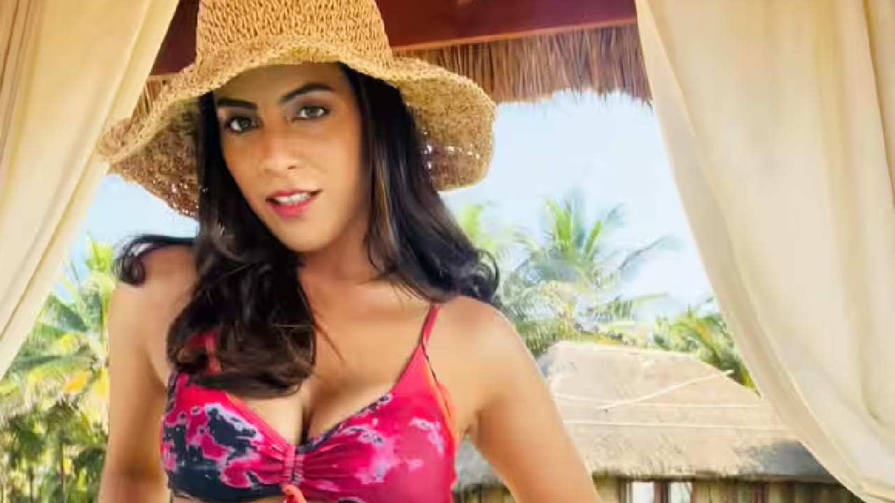 मुंबईतील लोखंडवाला येथील तिच्या घरात तिचा मृतदेह सापडला. पोलिसांनी दिलेल्या माहितीनुसार, तिने आत्महत्या केल्याचा प्राथमिक अंदाज व्यक्त करण्यात आला. तिचा मृतदेह काही दिवस घरातच पडून राहिल्याने तो सडलेल्या अवस्थेत आढळला ही बाब अत्यंत धक्कादायक होती.