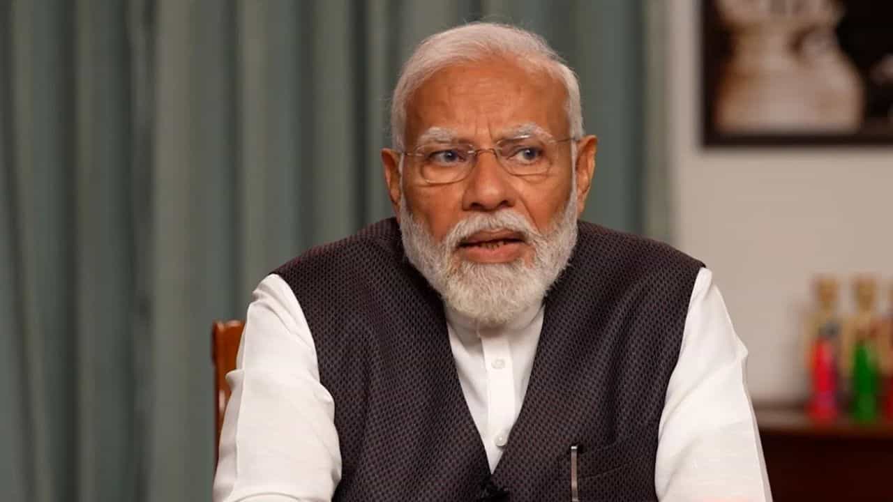 Iran Israel War : मोठी बातमी! पंतप्रधान मोदींनी बोलावली सुरक्षा समितीची बैठक, घडामोडींना वेग