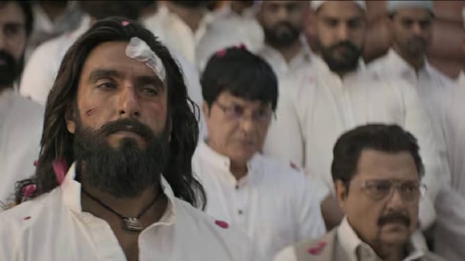 कोणी इतका मूर्ख कसा? 'धुरंधर 2'वरून दिग्दर्शकाने चांगलंच फटकारलं