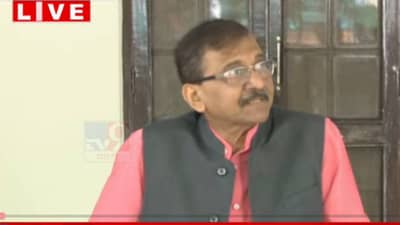 Sanjay Raut : सरकार उलथवण्यासाठी तंत्रमंत्र, त्या बड्या मंत्र्याचा राजीनामा घ्या; मोठ्या मागणीने खळबळ; भोंदूबाबा प्रकरणात संजय राऊत यांचा थेट शिंदे गटावरच प्रहार