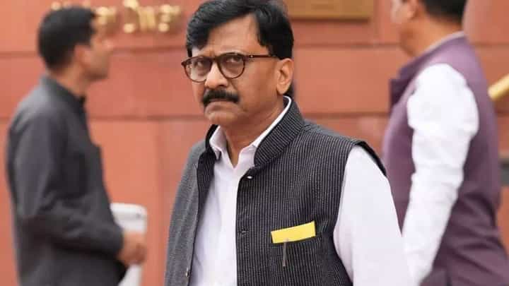 'ऑल पार्टी मिटींगला जे उपस्थित रहात नाहीत ते...', संजय राऊत यांची मोदींवर टीका 'ऑल पार्टी मिटींगला जे उपस्थित रहात नाहीत ते...', संजय राऊत यांची मोदींवर टीका