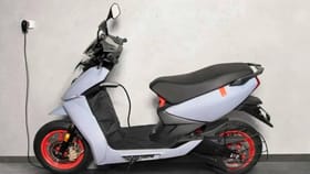 इलेक्ट्रिक स्कूटरचे टेन्शन मिटले, चार्जिंग स्टेशनसाठी पळापळ नकोच...