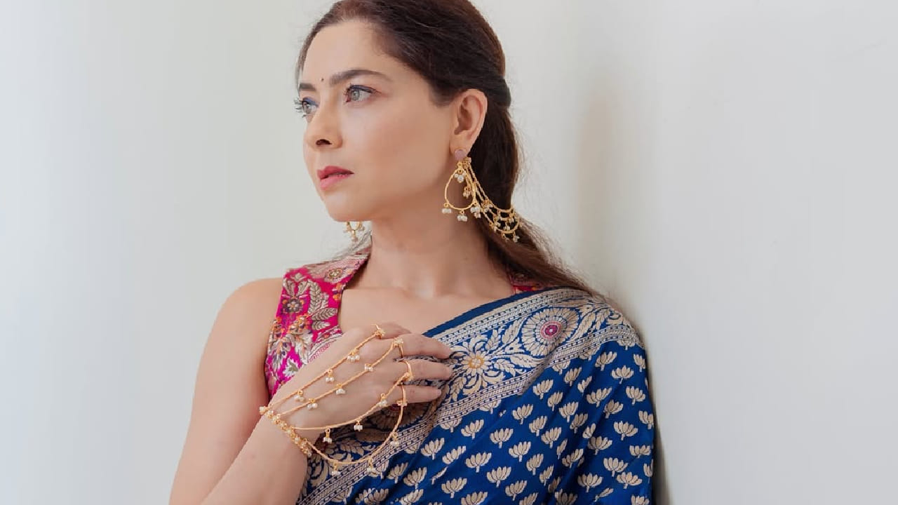 सोनालीने दिलेल्या मुलाखतीत सांगितले की, संबंधित शोसाठी तिची निर्माते-दिग्दर्शकांसोबत बैठक झाली होती. भूमिका, फी आणि शूटिंगच्या तारखा याबाबतही चर्चा पूर्ण झाली होती. तिला स्क्रिप्ट देण्यात आली होती आणि तिने तयारीही सुरू केली होती.