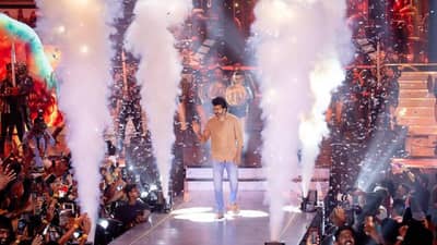 अभिनेत्रीसोबत एक्स्ट्रा मॅरिटल अफेअरचा आरोप करत पत्नीकडून घटस्फोटाचा अर्ज; लेकाने बापालाच केलं अनफॉलो