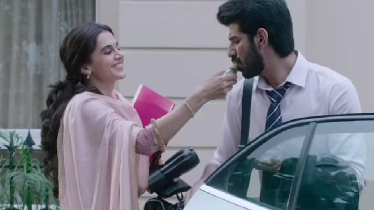 ‘थप्पड’ हा चित्रपट एका आनंदी विवाहित महिलेची कथा सांगतो. तिचे आयुष्य व्यवस्थित सुरू असताना एका पार्टीदरम्यान तिचा पती सर्वांसमोर तिला थप्पड मारतो आणि तेथून तिच्या आयुष्यात मोठा बदल घडतो. या चित्रपटाला IMDb वर 7.0 अशी रेटिंग मिळाली आहे.