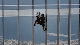 1210 कोटींचा सिनेमा, बुर्ज खलिफाच्या 130 व्या मजल्यावरून हिरोची उडी.