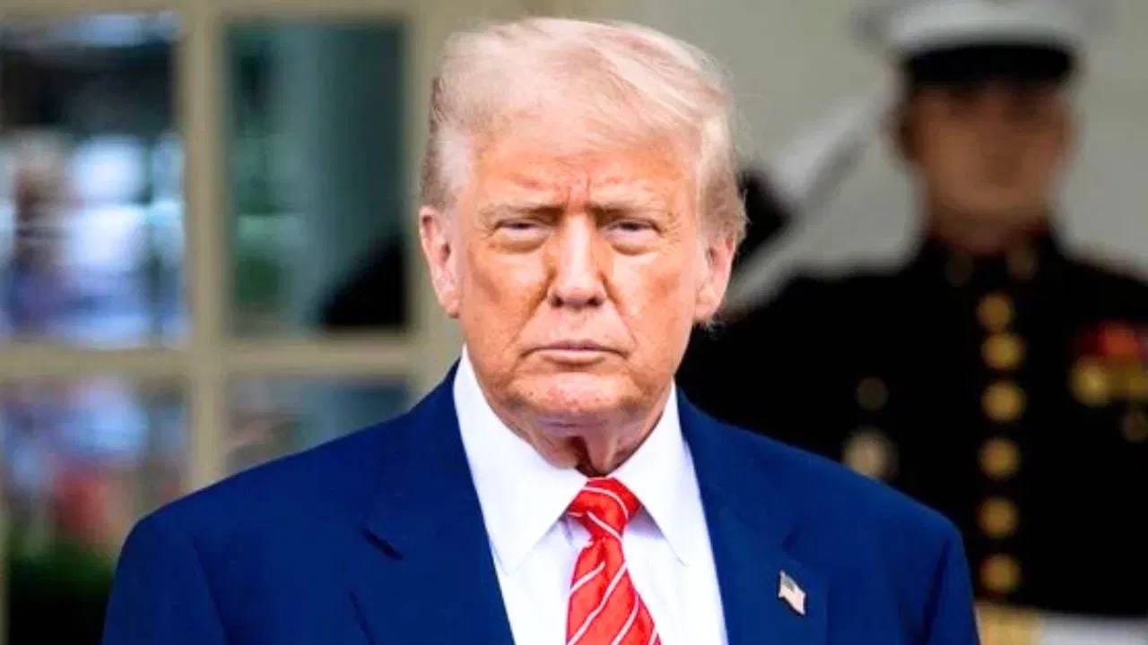 US-Iran War : होर्मुझ सामुद्रधुनीत तणाव स्फोटक, अमेरिकेची नाकेबंदी, इराणचा इशारा – होर्मुझ पेटणार ?