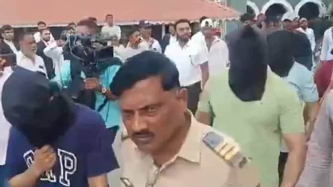 Nashik IT Company Scandal : सणांना आम्ही साडी नेसून यायचो, तेव्हा आमच्याकडे पाहून ते... नाशिक TCS मधला अजून एक प्रकार उघड