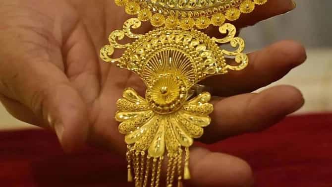 Gold Price Today : 34 दिवस, 40 मिनिटं धमक्या आणि इशारे… ट्रम्प यांचं भाषण होताच सोनं आणि चांदीचे भाव…
