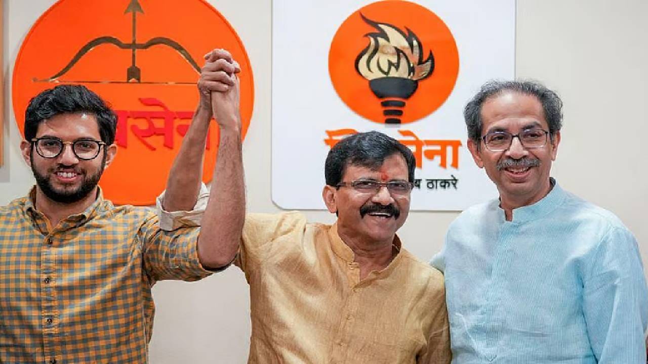 Sanjay Raut : आदित्य ठाकरे महाराष्ट्रात फिरत नाहीत, त्यांना पक्षाचं कार्याध्यक्ष बनवण्याची चर्चा, यावर संजय राऊत म्हणाले..