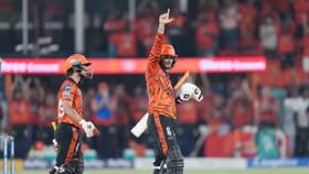 SRH vs DC: अभिषेकने शतकी खेळीसह एका झटक्यात मोडले इतके सारे विक्रम.
