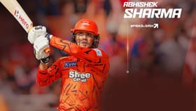 अभिषेकने 15 चेंडूत ठोकलं अर्धशतक, हैदराबादसाठी नोंदवला मोठा विक्रम