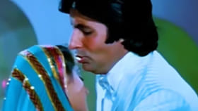 पहिल्या चित्रपटासाठी 10 रुपये फी, बाप-मुलासोबत केला रोमान्स, नंतर.....