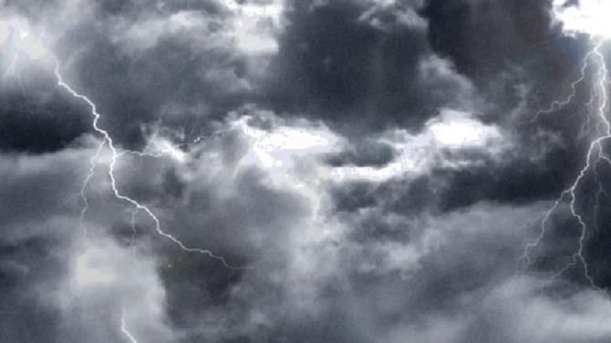 पुढील 3 तास संकटाची, प्रशासनाचा इशारा, आजही गारपिटीचा धोका, दुपारी 12