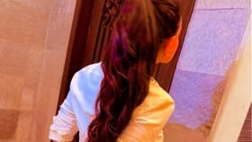 डेब्यू करताच चमकलं नशीब, 28 व्या वर्षीच बनली पत्नी आणि आई...