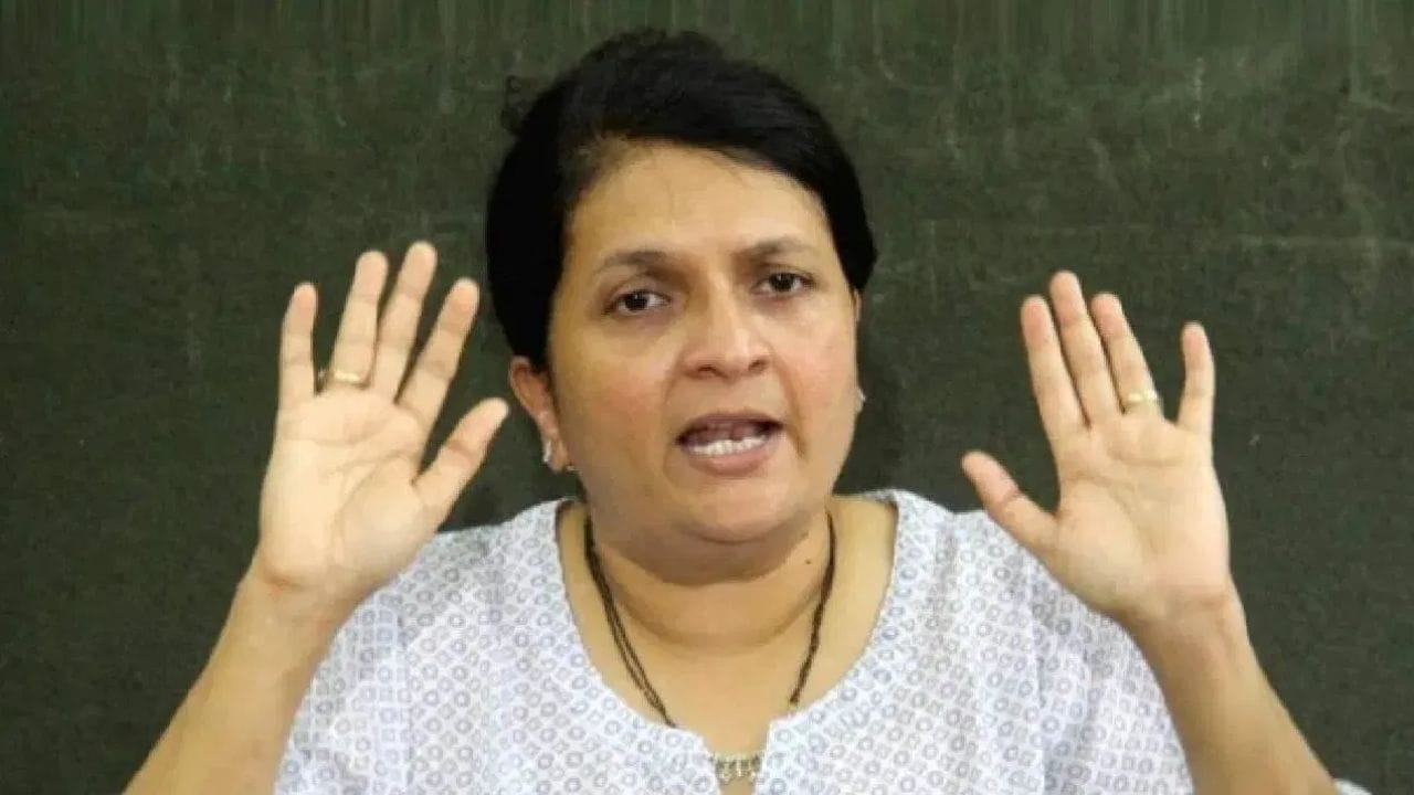 7 दिवसांनी मोठा खुलासा करणार... माझ्याकडे महत्त्वाची माहिती, अंजली दमानियांच्या रडारवर कोण? 7 दिवसांनी मोठा खुलासा करणार... माझ्याकडे महत्त्वाची माहिती, अंजली दमानियांच्या रडारवर कोण?