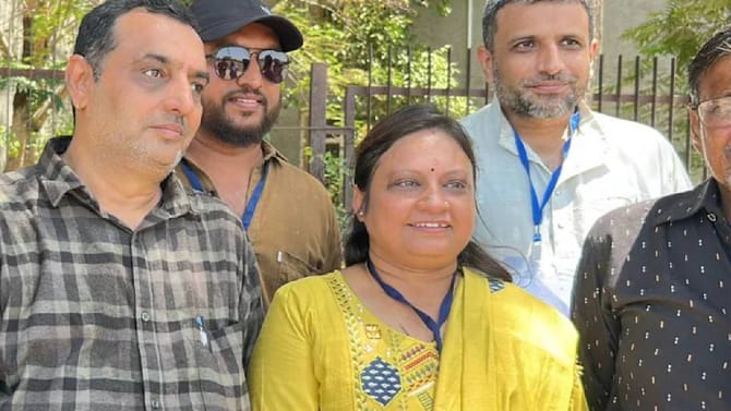 गोध्रामध्ये 100 टक्के मुस्लिम मतदार असलेल्या भागात हिंदू महिला जिंकली