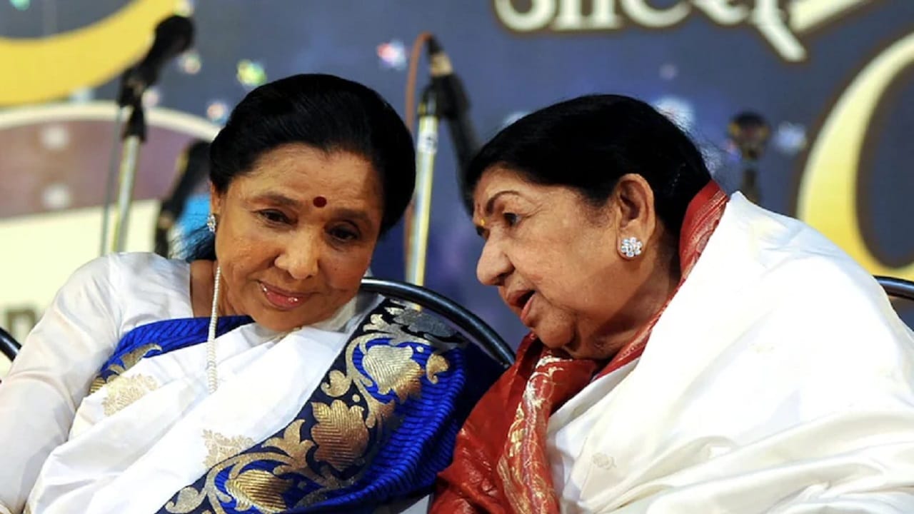 Asha Bhosale : जगातील सर्वात मोठा गिनीज वर्ल्ड रेकॉर्ड आशा ताईंच्या नावावर, जाणून व्हाल अवाक्