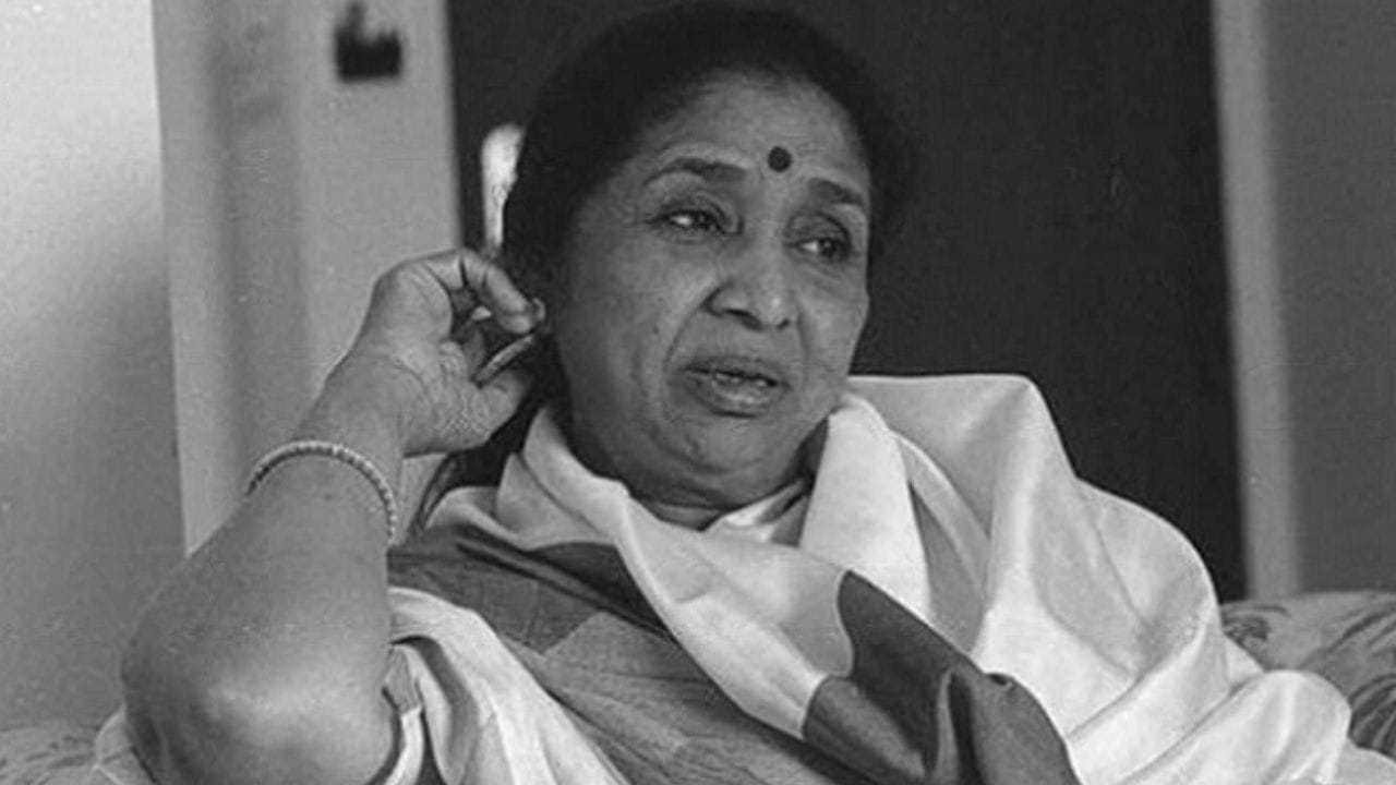 Asha Bhosle Death News: मी अखेरचा मुगल आहे....जेव्हा फिल्म इंडस्ट्रीच्या सीक्रेट्सवर बोलल्या होत्या आशाताई Asha Bhosle Death News: मी अखेरचा मुगल आहे....जेव्हा फिल्म इंडस्ट्रीच्या सीक्रेट्सवर बोलल्या होत्या आशाताई