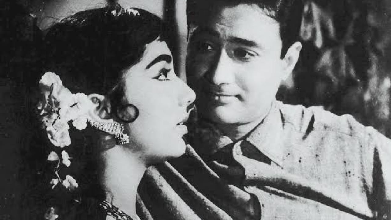 आपल्या जीवनात संगीताला एक खास स्थान आहे. काही लोक गाणी ऐकताना आपल्या जुन्या आठवणींमध्ये हरवून जातात तर काहींना त्यातून प्रेरणा मिळते. प्रत्येकाच्या आयुष्यात संगीताचं महत्त्व वेगवेगळं असतं.