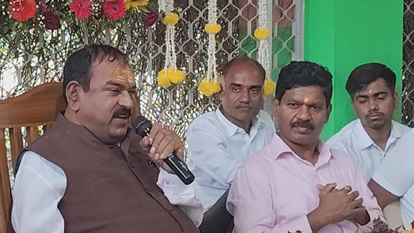 महाराष्ट्रात हादरा! भोंदू अशोक खरात प्रकरणात थेट राज्यातील बड्या अधिकाऱ्याचा व्हिडीओ पुढे, मोठी खळबळ, एका..