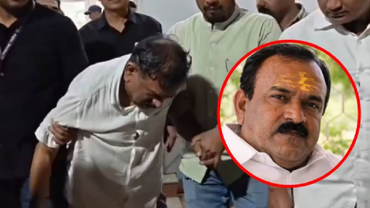 भोंदूबाबा अशोक खरातच्या गुन्हेगारी कृत्यांचा आलेख सतत वाढत चालला आहे. लैंगिक शोषणापासून आर्थिक फसवणुकीपर्यंत त्याचे कृत्य आता नाशिकसह परिसरात मोठ्या चर्चेचा विषय बनले आहे.