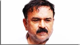 खरात याचा जीव घाबराघुबरा, सर्व यंत्रणाच मागे लागल्या, ती अपडेट काय?.