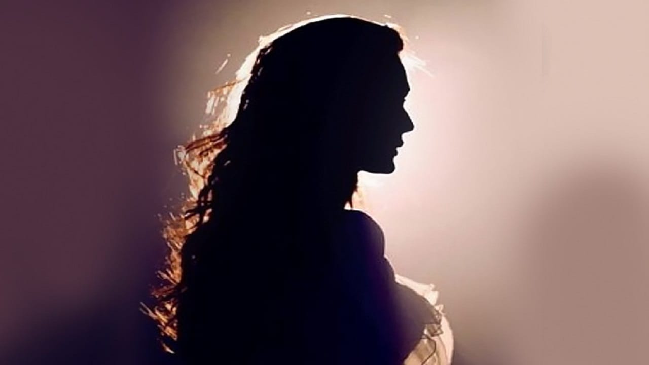 52 कोटींचे 194 कोटी करणारी ‘ती’ प्रसिद्ध अभिनेत्री अचानक झाली गायब, आज कुठे आणि कशी जगतेय?